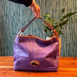 Purple leather Dooney & Bourke shoulder bag.